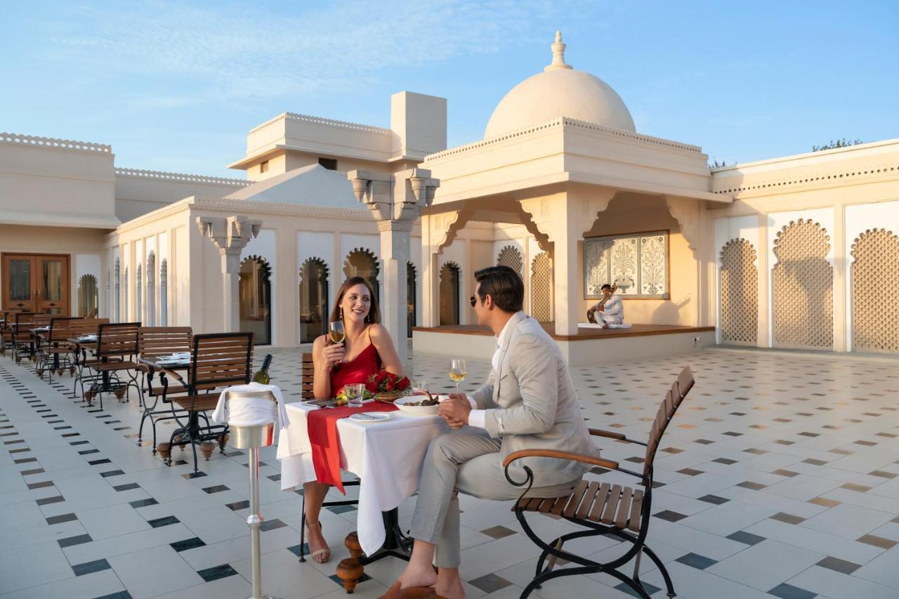 โรงแรมไทรเด้นท์ อุไดปัวร์ อุเดเปอร์ ภายนอก รูปภาพ The Oberoi Udaivilas Palace