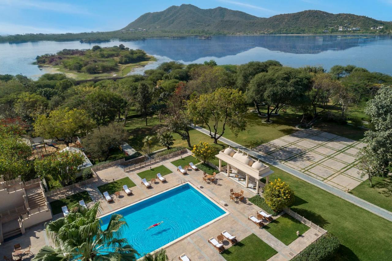 โรงแรมไทรเด้นท์ อุไดปัวร์ อุเดเปอร์ ภายนอก รูปภาพ Aerial view of the resort