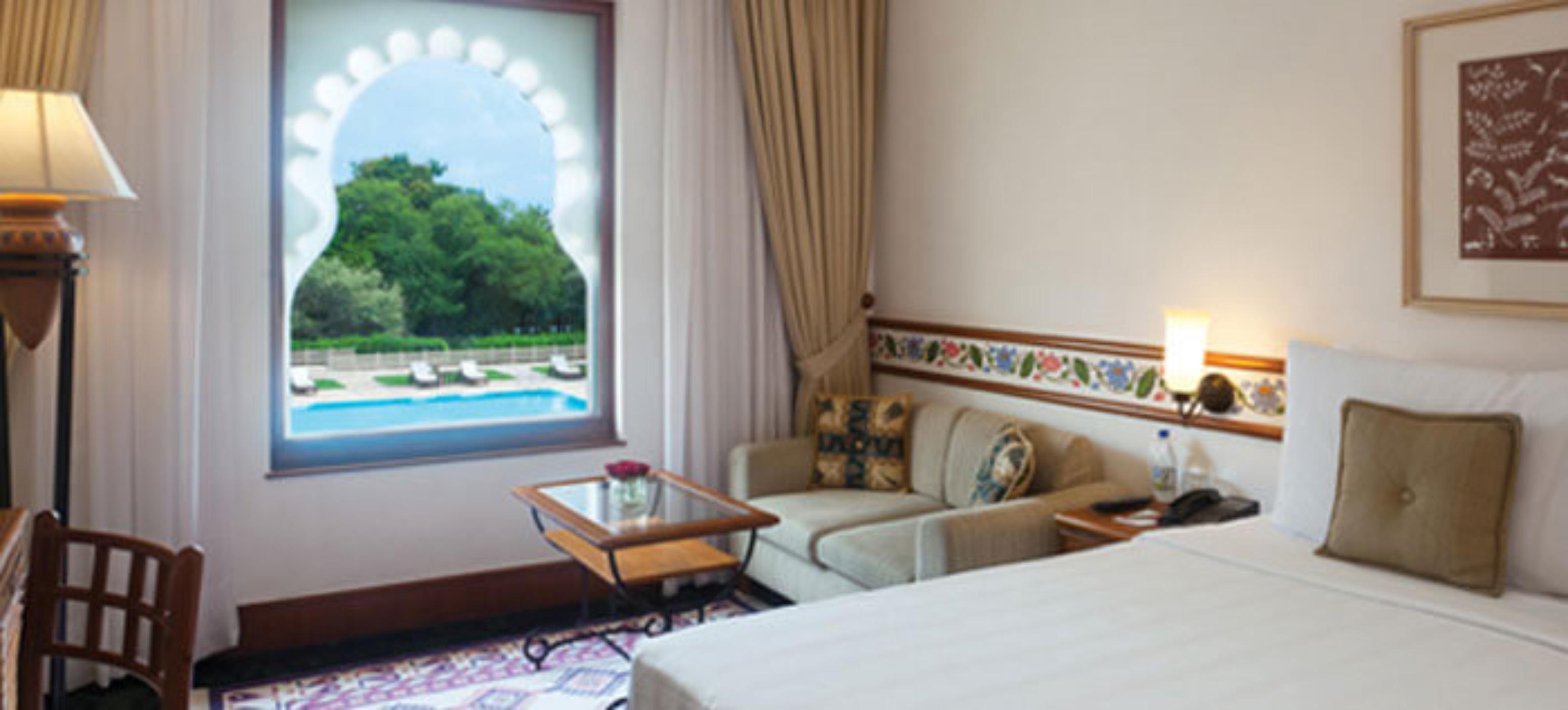 โรงแรมไทรเด้นท์ อุไดปัวร์ อุเดเปอร์ ภายนอก รูปภาพ A room at the hotel